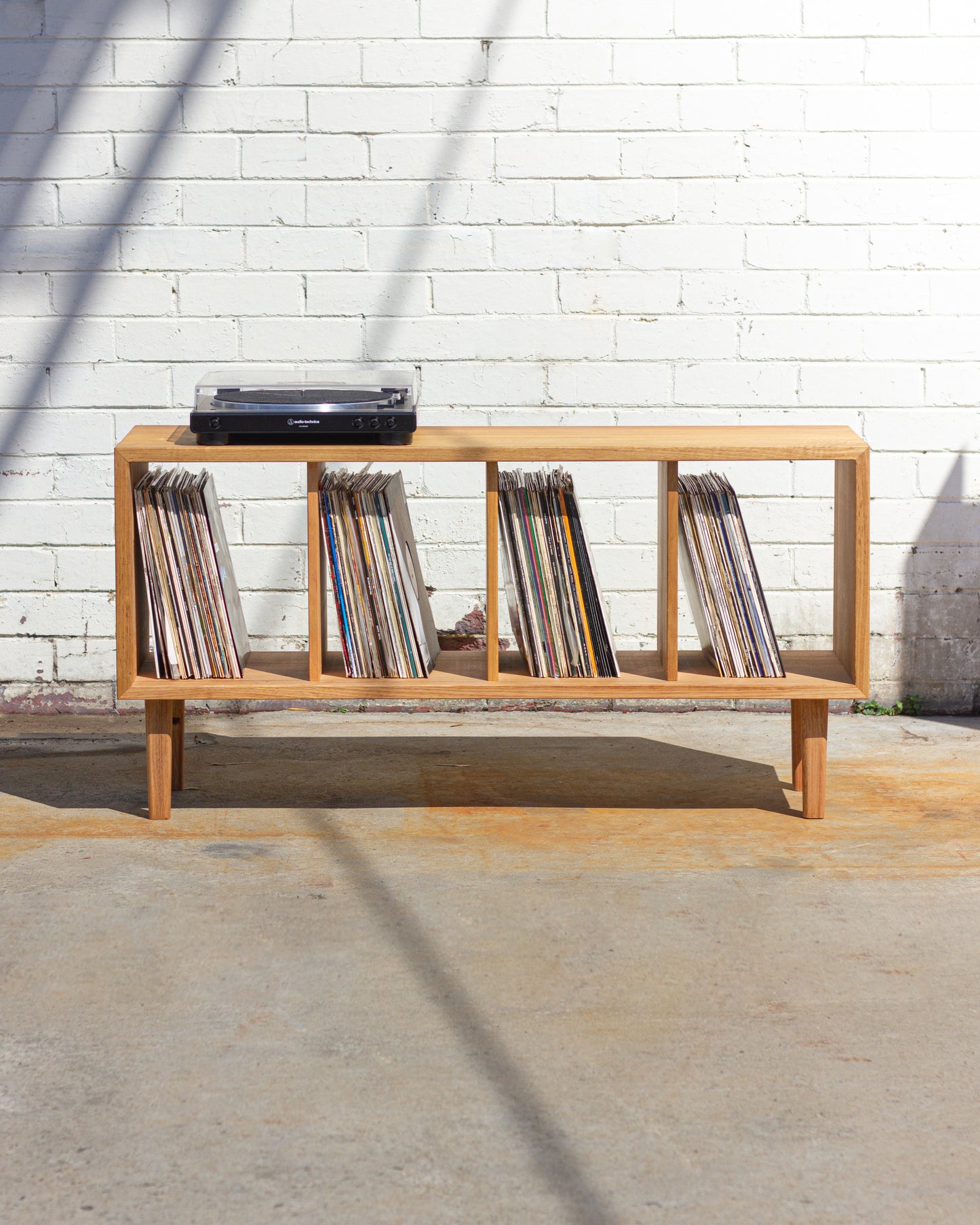 120cm Solid Tasmanian Oak Record Player Stand W/ Timber Legs
